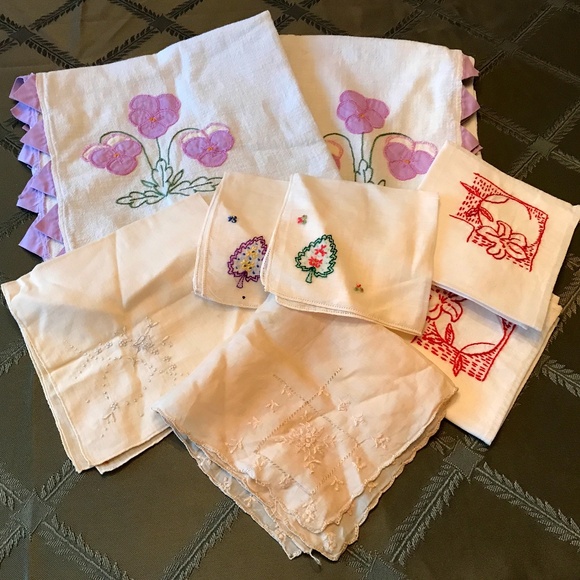 Vintage Linens - Picture 1 of 6